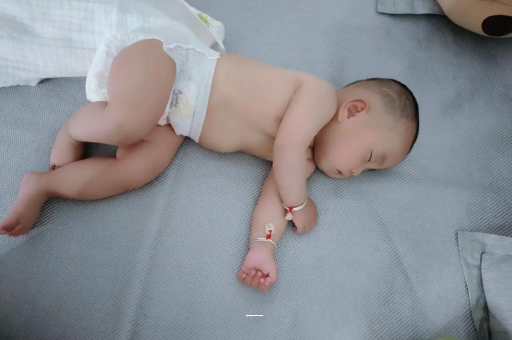 舟山三个月宝宝发育标准